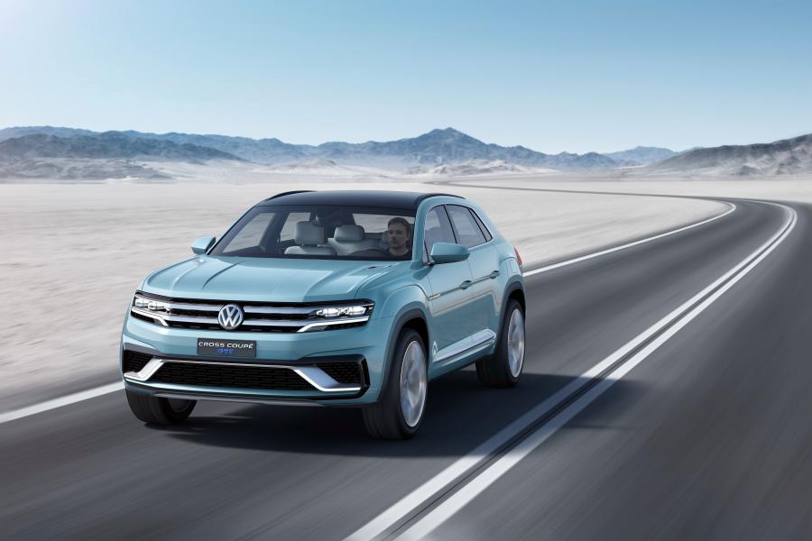  Volkswagen Cross Coupe GTE Concept 2015 года  (фото 3 из 14)